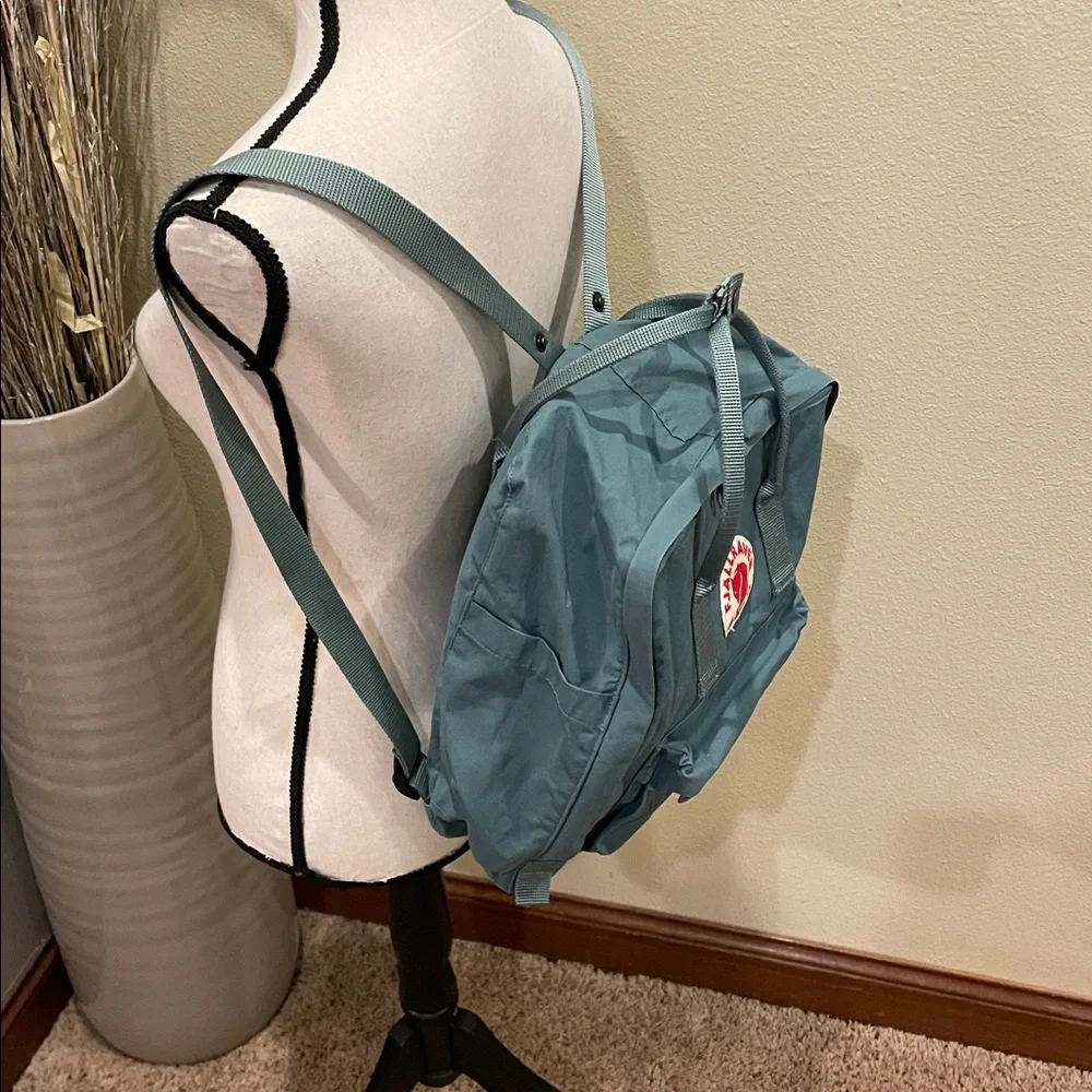 Fjallraven Kanken Frost Green Backpack - Picture 6 of 16